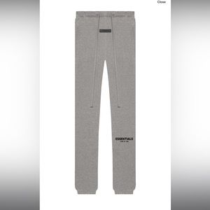 ESSENTIALS SWEATPANTS